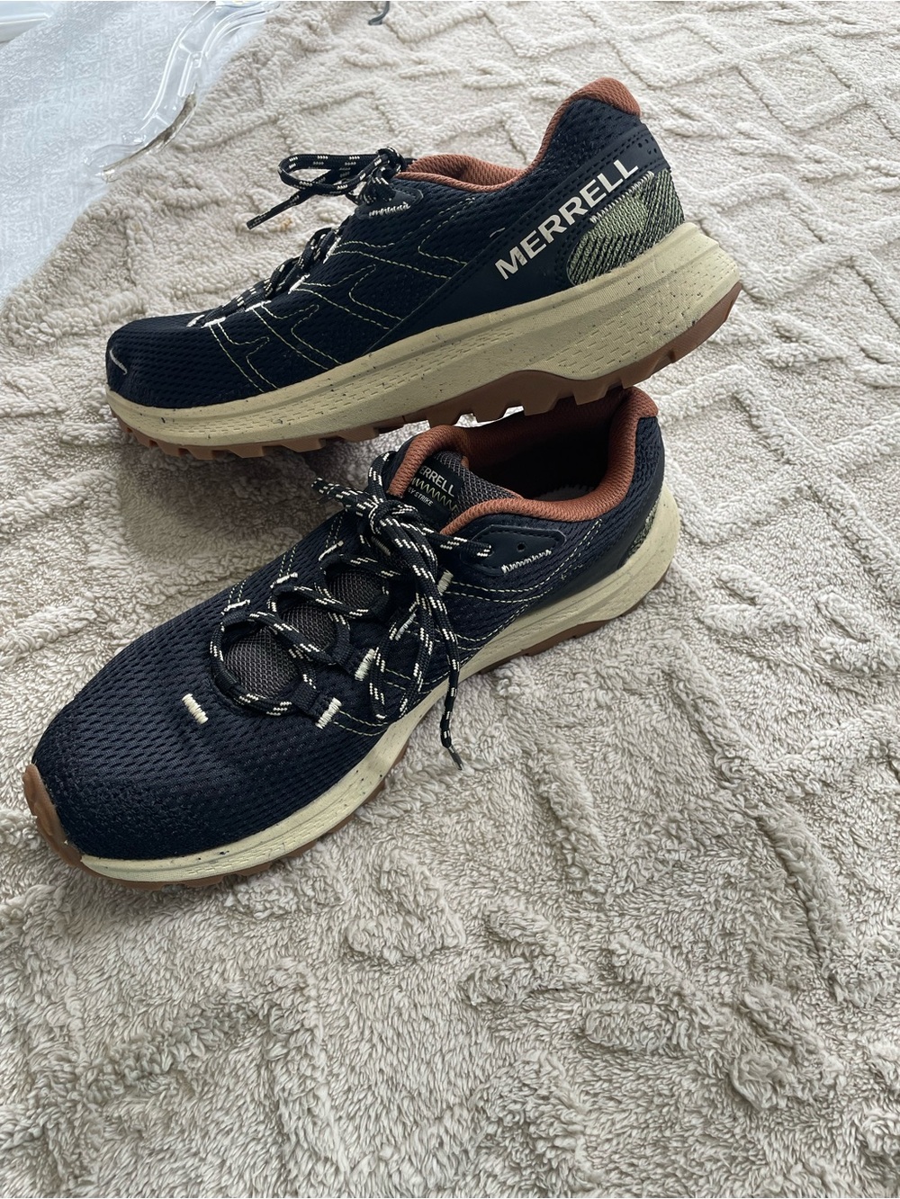 Merrell Men's Fly Strike Black Trail Running Shoes with Brown Accents Size 9.5